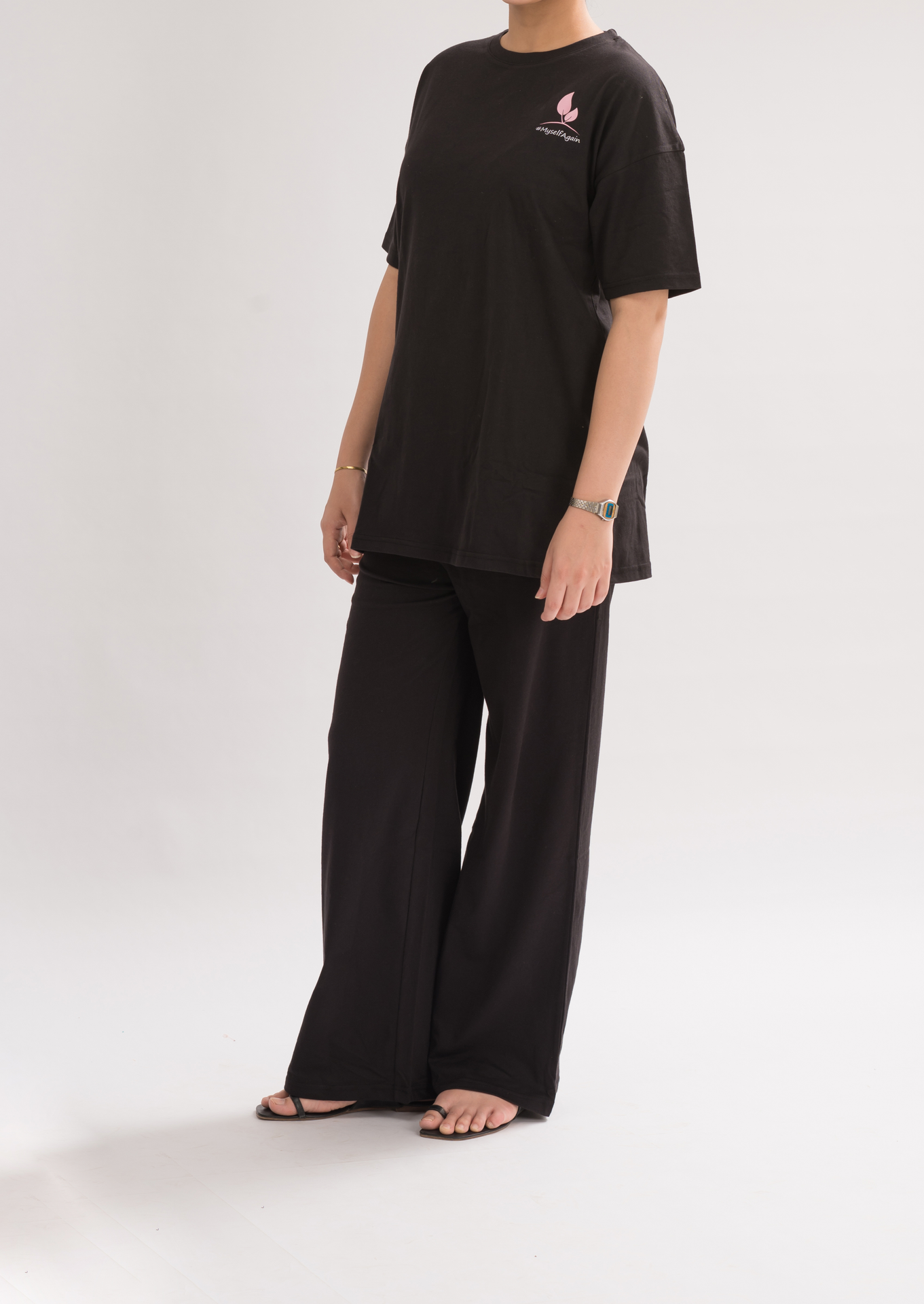 Side view of women’s relaxed fit trouser from the Casual Comfort Collection, highlighting the relaxed fit and premium cotton blend fabric.