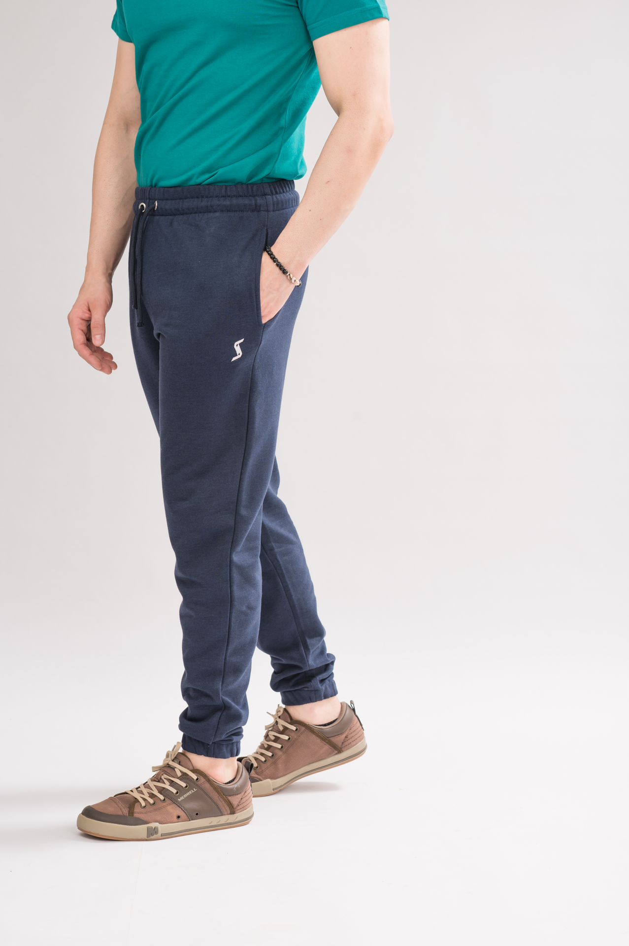 Side view of Men’s Navy Elastic Waist Relaxed Fit Trouser, showcasing the effortless relaxed fit.