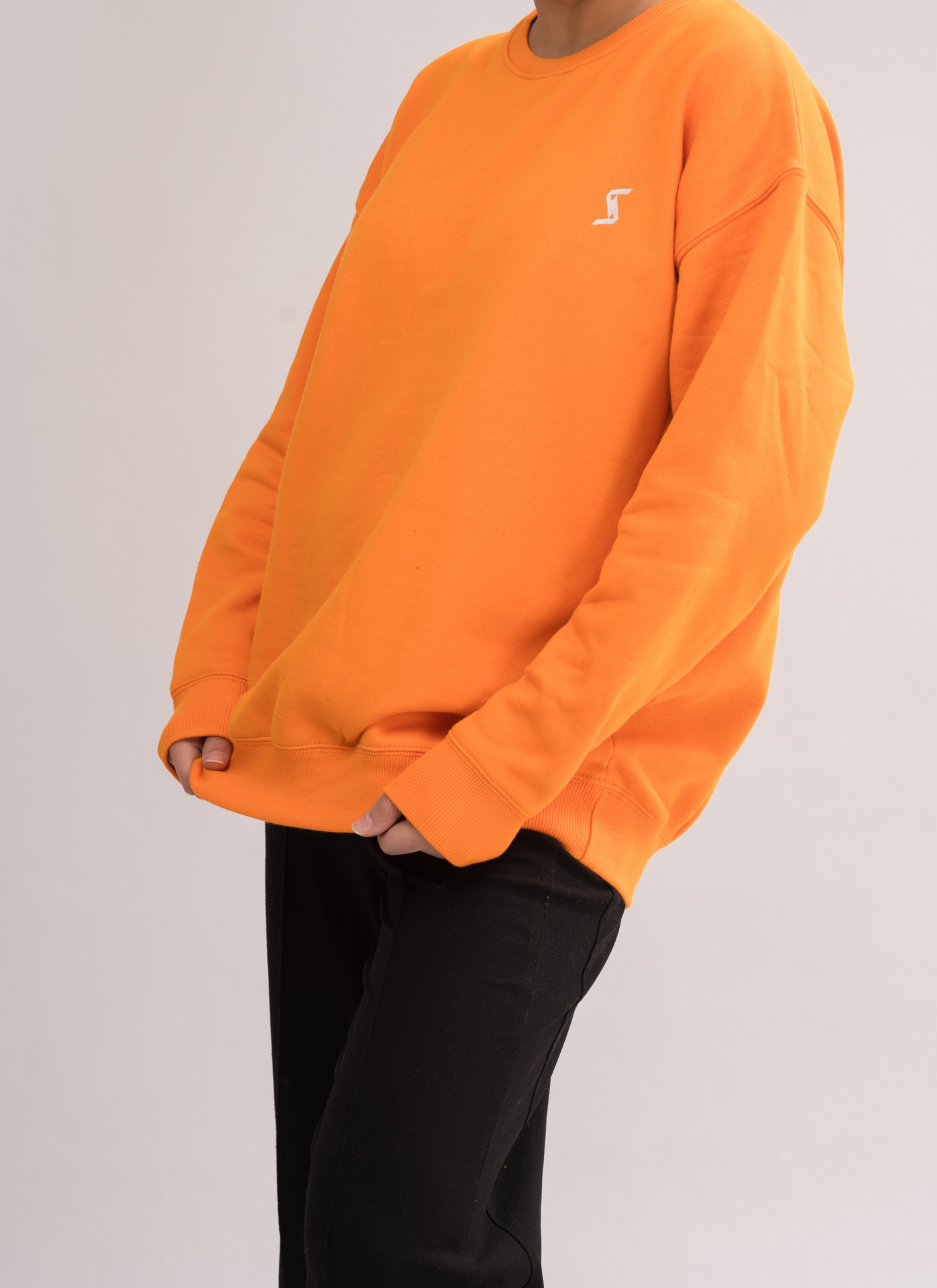 Side view of Women’s Autumn Glory Comfortable Loose Fit Sweatshirt, showcasing the relaxed fit and modern design.